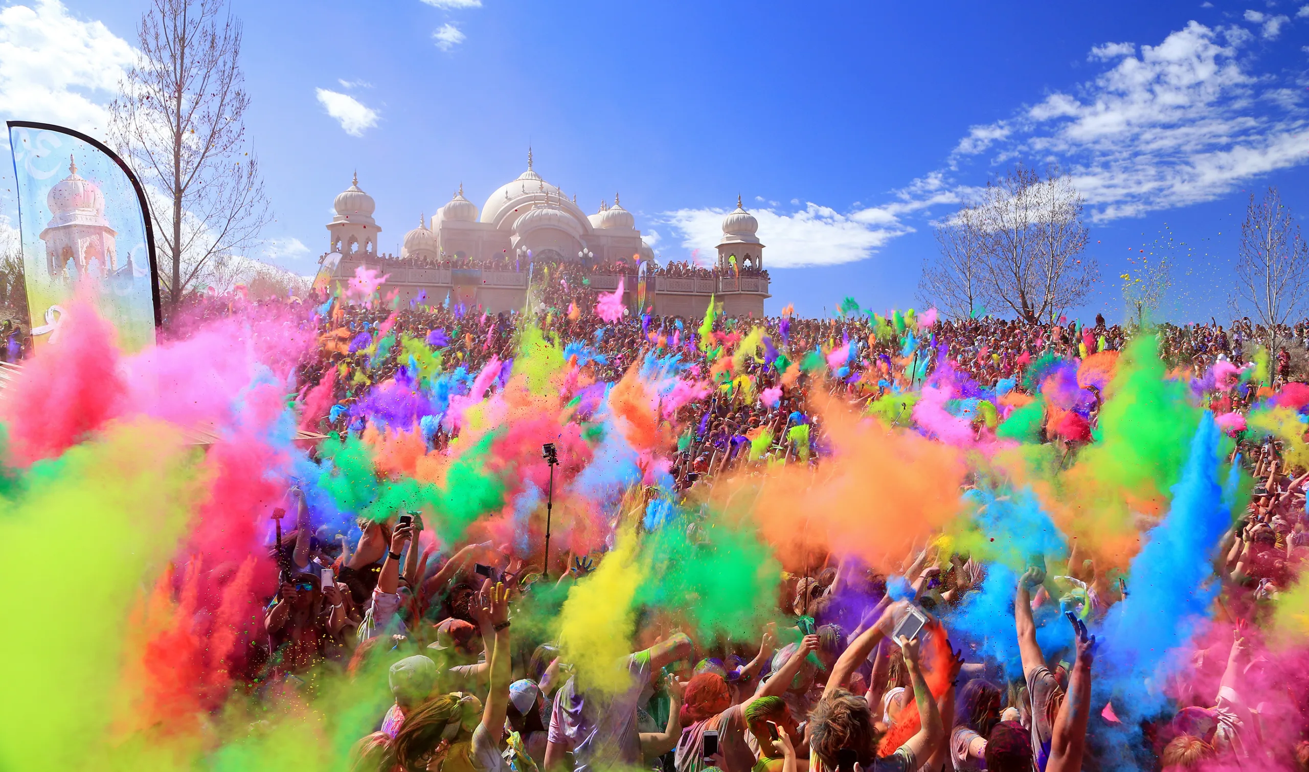 10 Best Places to Celebrate Holi in India 2024 with India Tour Packages
